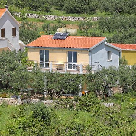 Seaside secluded apartments Cove Skozanje, Hvar - 14899 Gdinj Buitenkant foto