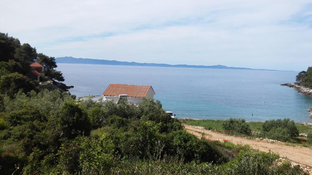 Seaside secluded apartments Cove Skozanje, Hvar - 14899 Gdinj Buitenkant foto